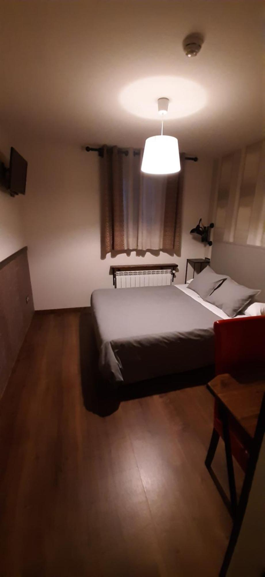 Hostel-Albergue Monte Perdido تورلا الغرفة الصورة