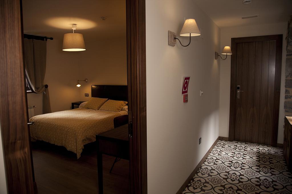 Hostel-Albergue Monte Perdido تورلا الغرفة الصورة