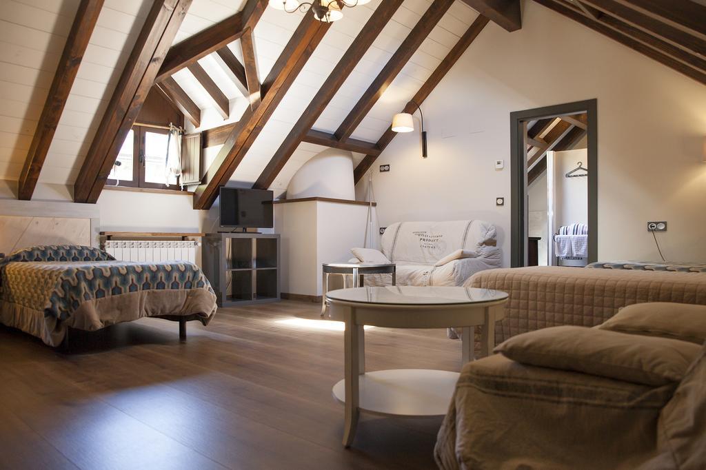 Hostel-Albergue Monte Perdido تورلا المظهر الخارجي الصورة